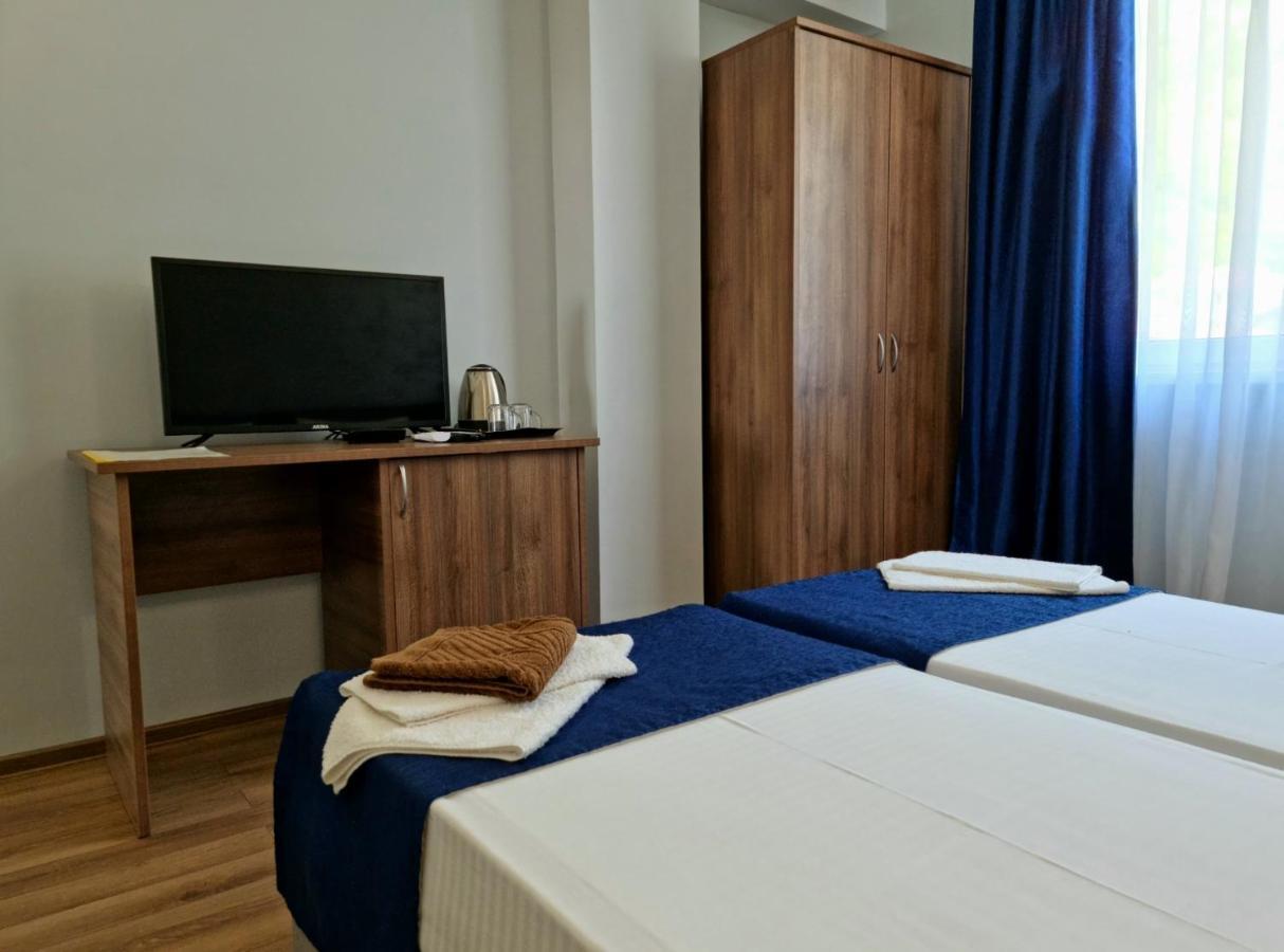 Nobi Guest House Gagry Eksteriør bilde