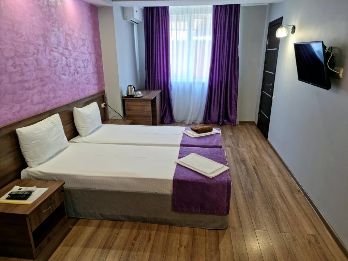 Nobi Guest House Gagry Eksteriør bilde