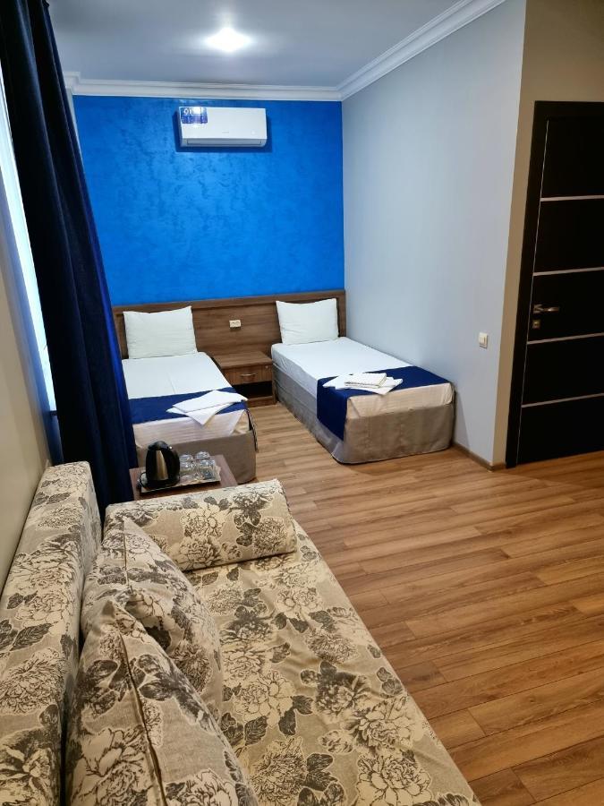 Nobi Guest House Gagry Eksteriør bilde